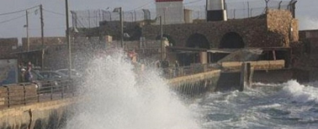 استمرار إغلاق بوغازي الإسكندرية والدخيلة ودمياط لسوء الأحوال الجوية