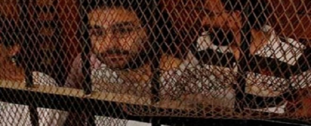الحكم على علاء عبدالفتاح 5 سنوات وغرامة 100 ألف «أحداث الشورى»