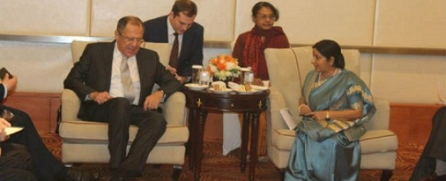 لقاء ثلاثي بين وزراء خارجية الصين وروسيا والهند في بكين