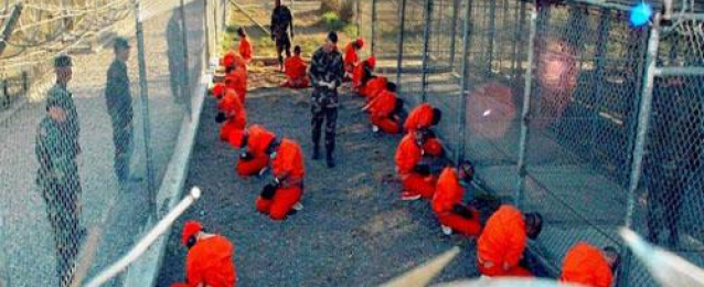 مسئول أمريكي: تصوير ضحايا “داعش” في زي يشبه زي معتقلى جوانتانامو “ليس مصادفة”