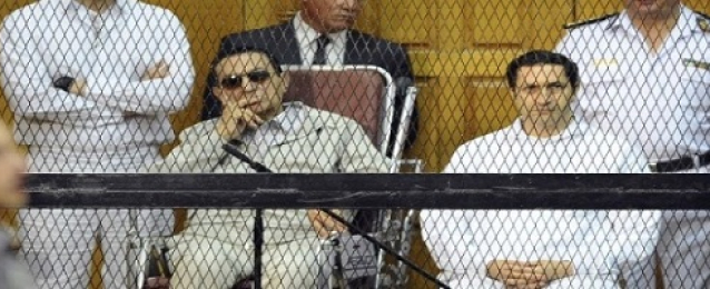 4 أبريل.. أولى جلسات إعادة محاكمة مبارك ونجليه في قضية “القصور الرئاسية”