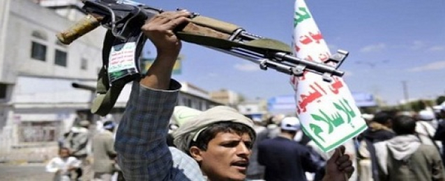 الحوثيون يسيطرون على القوات الجوية