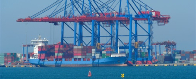 إعادة فتح ميناء شرم الشيخ أمام حركة الملاحة عقب تحسن الأحوال الجوية
