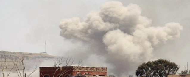 مقتل مواطن يمنى وإصابة 37 آخرين فى انفجارين بالعاصمة صنعاء