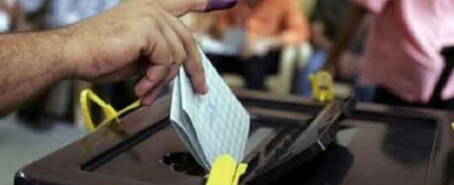 اللجنة العليا للانتخابات في تركيا تقترح أول نوفمبر موعدا لانتخابات مبكرا