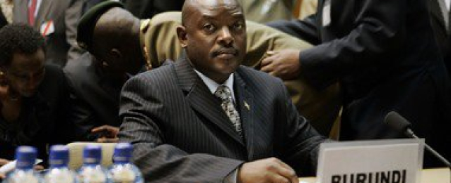 للمرة الأولى..رئيس بوروندى يظهر فى بوجمبورا منذ محاولة الانقلاب ضده