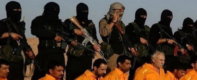المرصد السوري: “داعش” يعدم 20 رجلاً رمياً بالرصاص في مدينة “تدمر” الأثرية