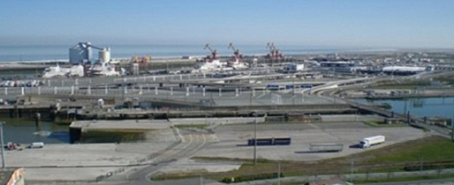 إغلاق ميناء كاليه الفرنسي بعد العثور على لغمين