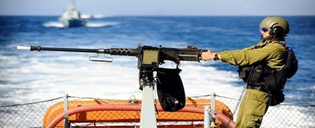 البحرية الإسرائيلية تسيطر على سفينة متجهة إلى غزة لكسر الحصار