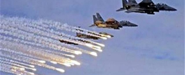 قصف مكثف لطائرات التحالف على مكتب نجل الرئيس اليمنى السابق بصنعاء