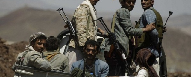 المقاومة الشعبية باليمن تسيطر على مطار عدن وخور مكسر ومقتل 70 من الحوثيين