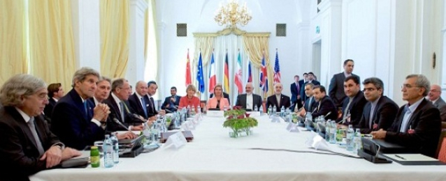 دبلوماسي إيراني: إيران والقوى الكبرى توصلت لاتفاق نووي