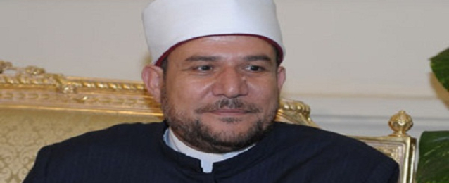 وزير الأوقاف يطالب المصريين بالوقوف خلف القوات المسلحة والشرطة ضد الارهاب