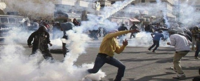 استشهاد فلسطيني في اشتباكات مع القوات الإسرائيلية احتجاجا على مقتل رضيع فلسطيني