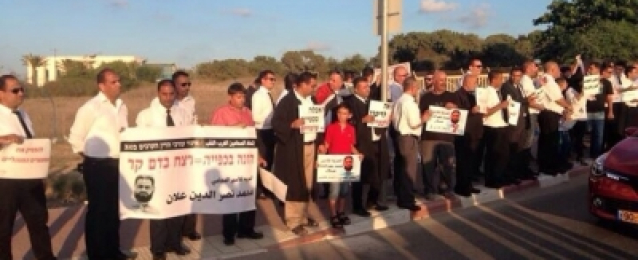 تظاهرات بعدة تجمعات سكنية عربية بإسرائيل تضامنا مع الأسير محمد علان