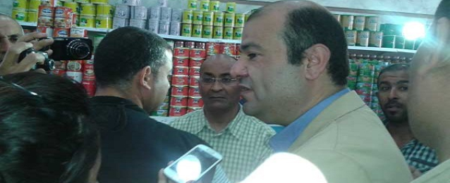 وزير التموين ومحافظ القاهرة يفتتحان سلسلة تجارية بالقاهرة الجديدة السبت