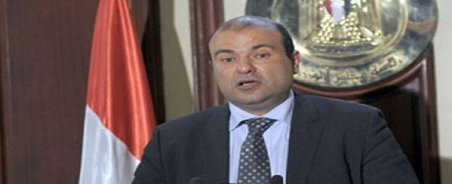 وزير التموين يعلن اليوم عن مشروع السيارات المتنقلة للشباب