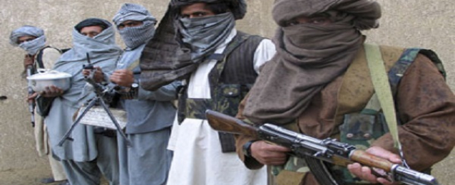 مسئول أفغاني يحذر من سقوط مدينة “لاشقر جاه” في أيدي طالبان