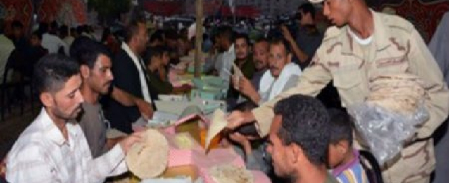 القوات المسلحة تقيم 131 مائدة إفطار رمضانية بالمناطق الاكثر احتياجا بالمحافظات