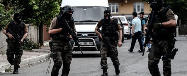 السلطات التركية تصدر أوامر باعتقال موظفين سابقين بالمخابرات ضمن تحقيقات كولن
