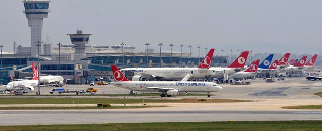 إسطنبول تنفي نبأ إغلاق “مطار أتاتورك” بسبب بوجود قنبلة