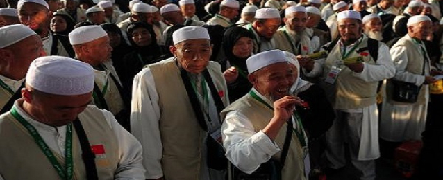 الحجاج الصينيون يتوجهون إلى مكة المكرمة لأداء فريضة الحج