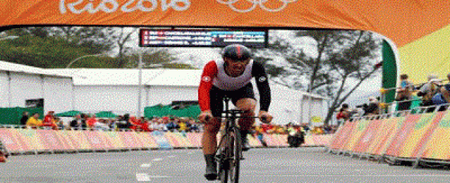 السويسري كانسيلارا يحرز ذهبية سباق الدراجات في اولمبياد ريو