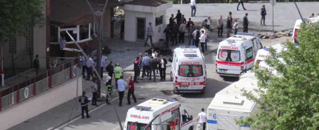 انفجار كبير أمام مقر أمني شرقي تركيا