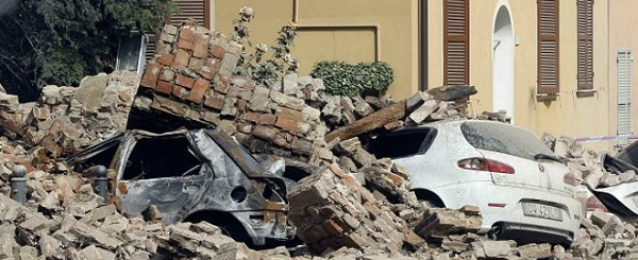 ارتفاع حصيلة زلزال ايطاليا الى 21 قتيلا