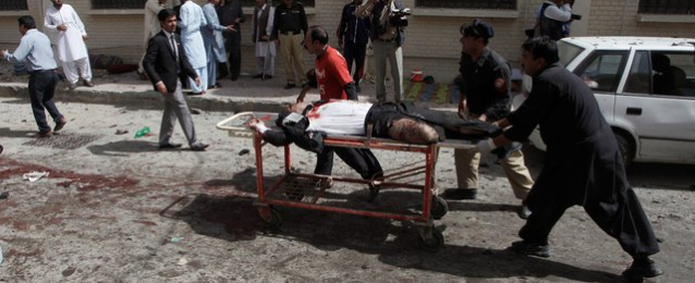 ارتفاع عدد ضحايا انفجار مستشفى كويتا بباكستان لأكثر من 60 قتيلا ومصابا