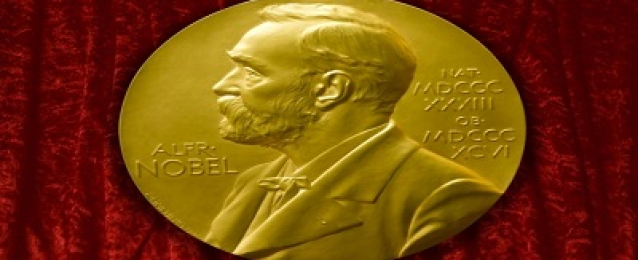 3 علماء بريطانيين يحصلون على «نوبل» في الفيزياء