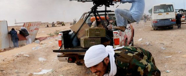 “قرد” يفجر معركة مسلحة بين قبيلتين في جنوب ليبيا تقتل وتصيب 66 شخصًا