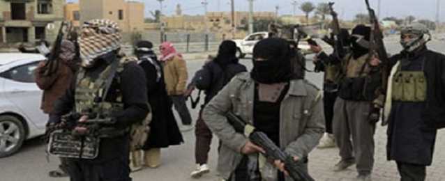داعش يهجر 250 عائلة من الساحل الأيمن للموصل