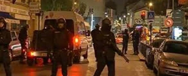 الإسلاموفوبيا يحذر من تقييد مسلمي فرنسا بعد هجوم باريس