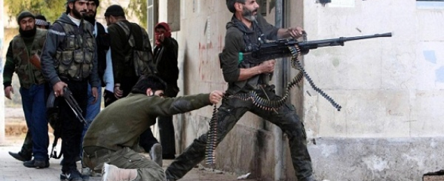 اشتباكات عنيفة بين القوات السورية وداعش فى دير الزور