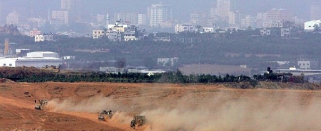 الطيران الإسرائيلي يستهدف بالصواريخ مناطق بقطاع غزة