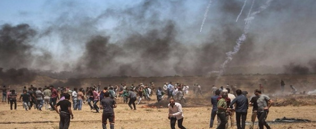 اندلاع مواجهات بين شبان فلسطينيين والجيش الإسرائيلى وسط الخليل