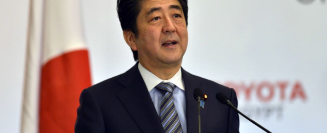 رئيس وزراء اليابان يعلن فوز التحالف الذي يتزعمه في الانتخابات البرلمانية