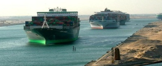 سفينة حاويات بنمية عملاقة تعبر قناة السويس بحمولات 196 ألف طن