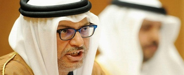 وزير الخارجية الإماراتي يؤكد تبرير قطر لعودة سفيرها لإيران غير مقنع