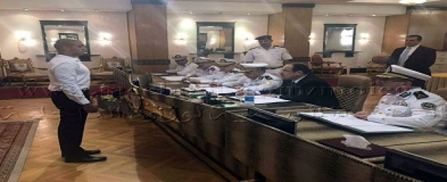 وزير الداخلية يتفقد أعمال لجنة كشف الهيئة للطلبة المتقدمين