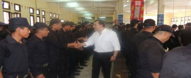 المحافظون يقدمون التهنئة لرجال الشرطة بمناسبة عيد الأضحى المبارك