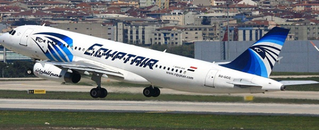 “مصر للطيران”: السلطات البريطانية ترفع الحظر عن اصطحاب الأجهزة الاليكترونية