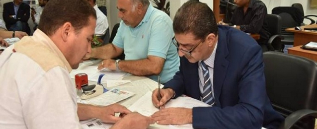 محمود طاهر يتقدم واعضاء قائمته بأوراق ترشحهم لانتخابات الأهلى