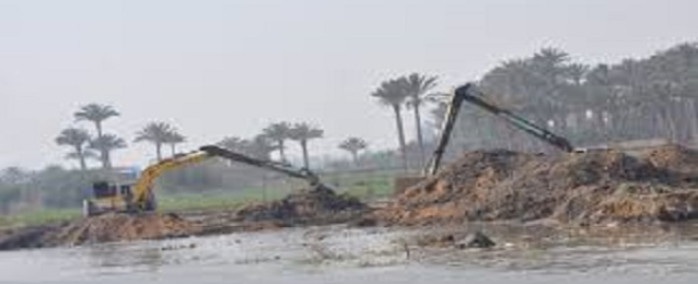 حملات لازالة التعديات على نهر النيل بالمحلة الكبرى