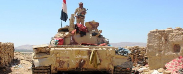 الجيش اليمني يسيطر على جبلي قعم وبتر بصعدة ويقضي على 7 حوثيين