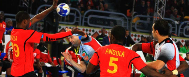 أنجولا تتأهل لنصف نهائي بطولة أفريقيا لكرة اليد