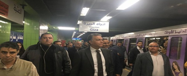 وزير النقل يبحث تدعيم مشروعات مترو الأنفاق بالقاهرة وترام الرمل بالإسكندرية