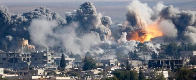 مقتل 100 عنصر من القوات السورية في ضربات للتحالف شرق نهر الفرات