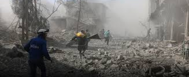 مقتل 24 مدنيا في قصف جوي علي الغوطة الشرقية بدمشق